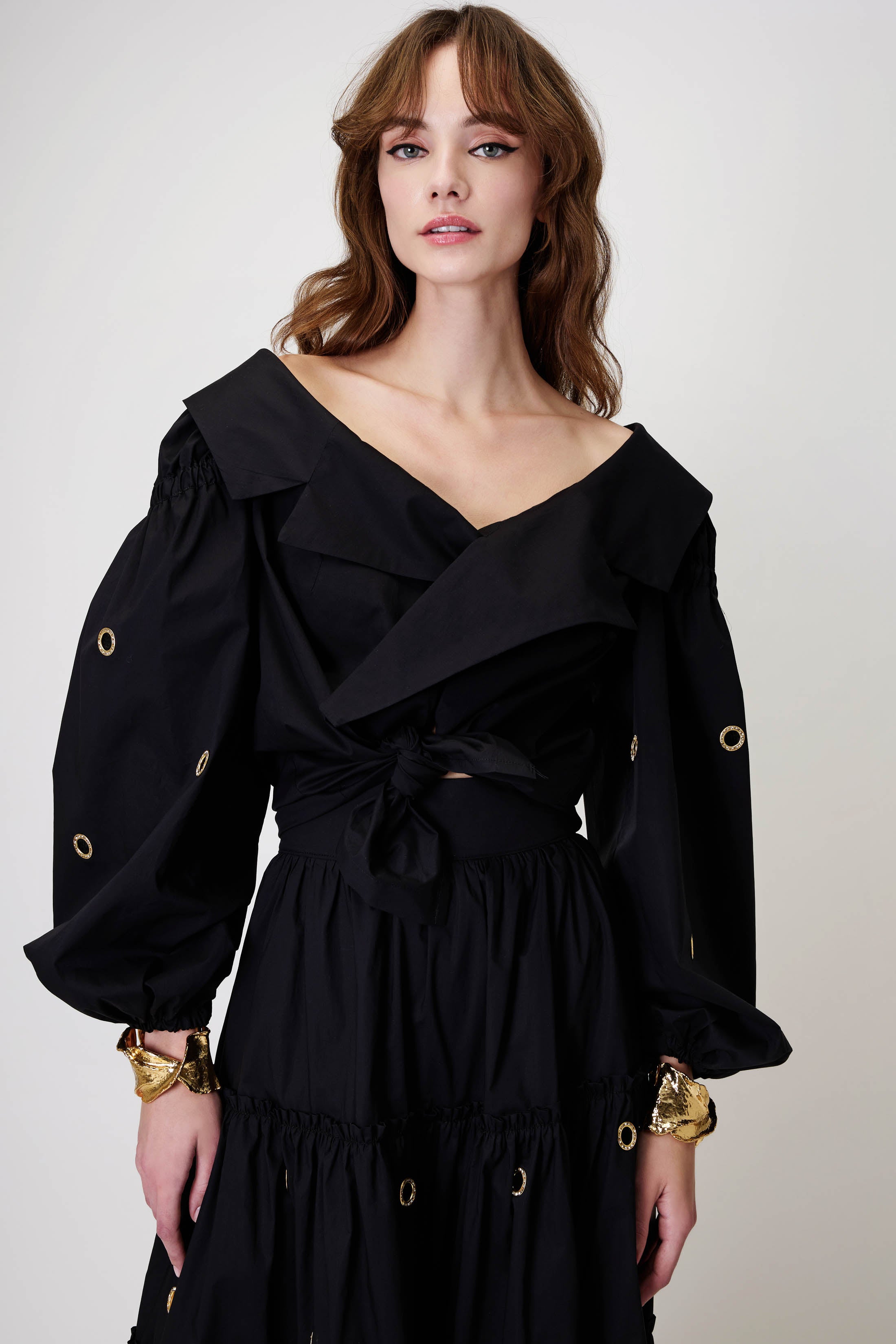 Poplin Shirt with Gold Rings in Black